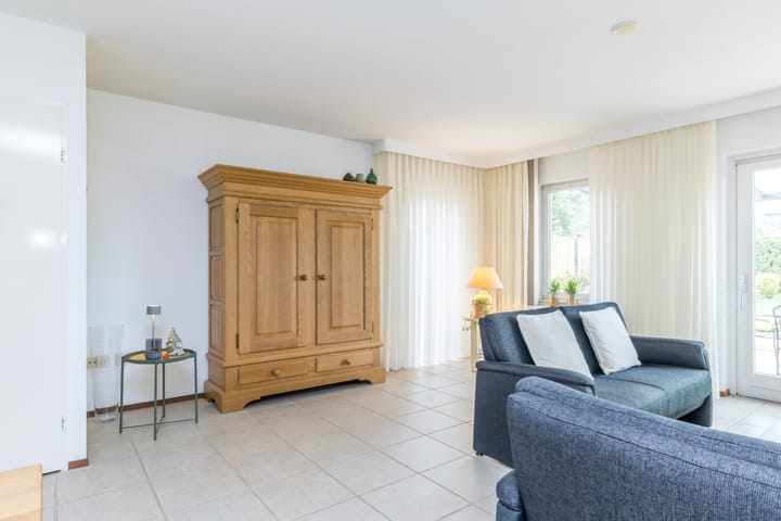 Photo 12 of Munster 4