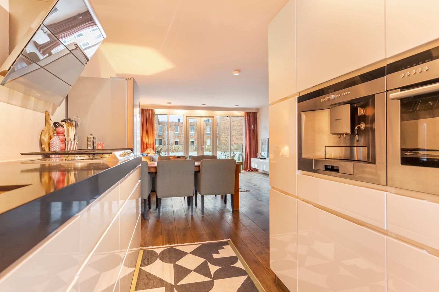 Foto 10 van Hoofdweg 638