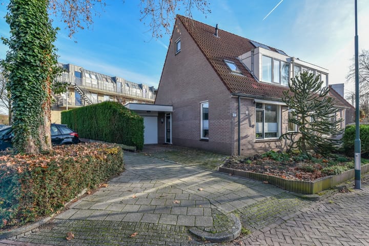 Photo 4 of Nijhoffstraat 19