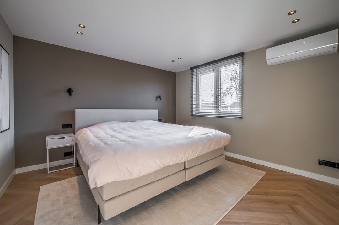 Foto 11 van Burg van Kempenstraat 7