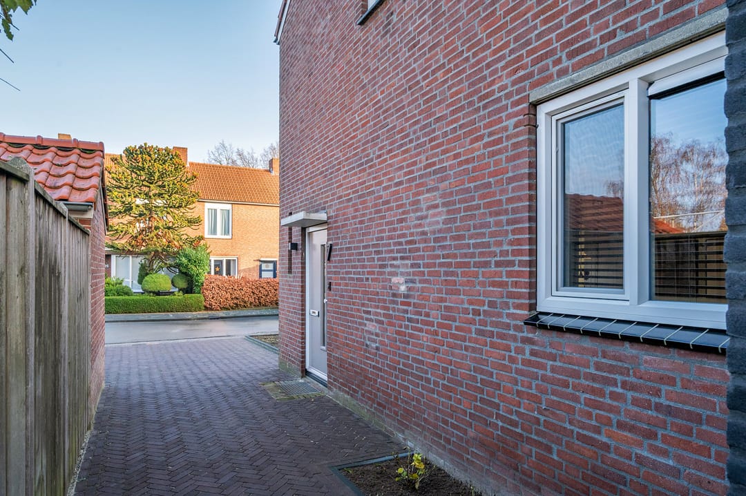 Foto 22 van Burg van Kempenstraat 7