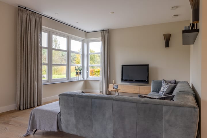 Photo 17 of Zilverschoon 80