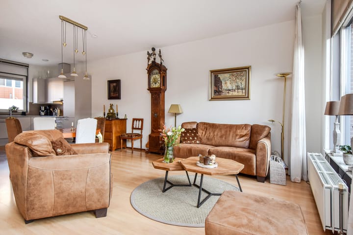 Foto 16 van Bellinistraatje 10