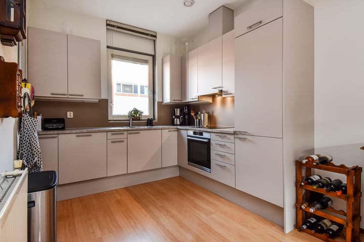 Foto 18 van Bellinistraatje 10