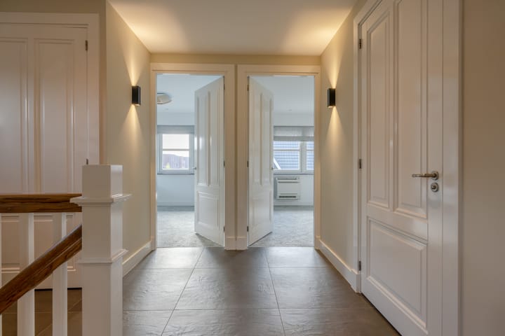 Photo 28 of Zilverschoon 80