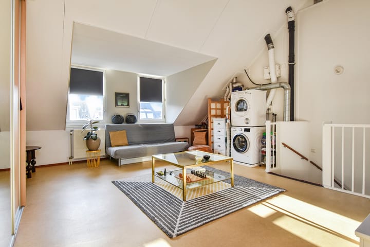 Foto 32 van Bellinistraatje 10