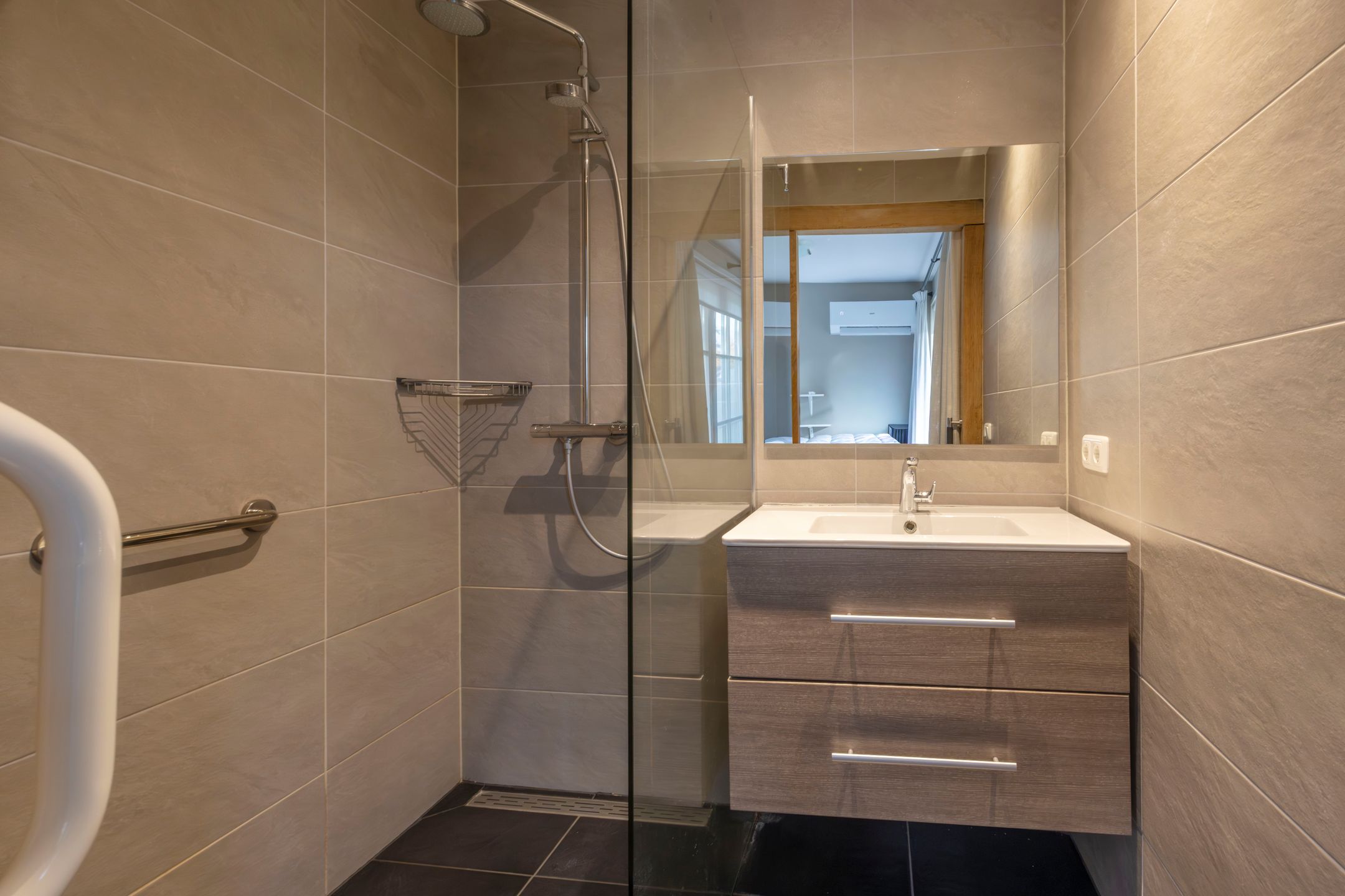 Foto 9 van Taeke Schuilengalaan 27