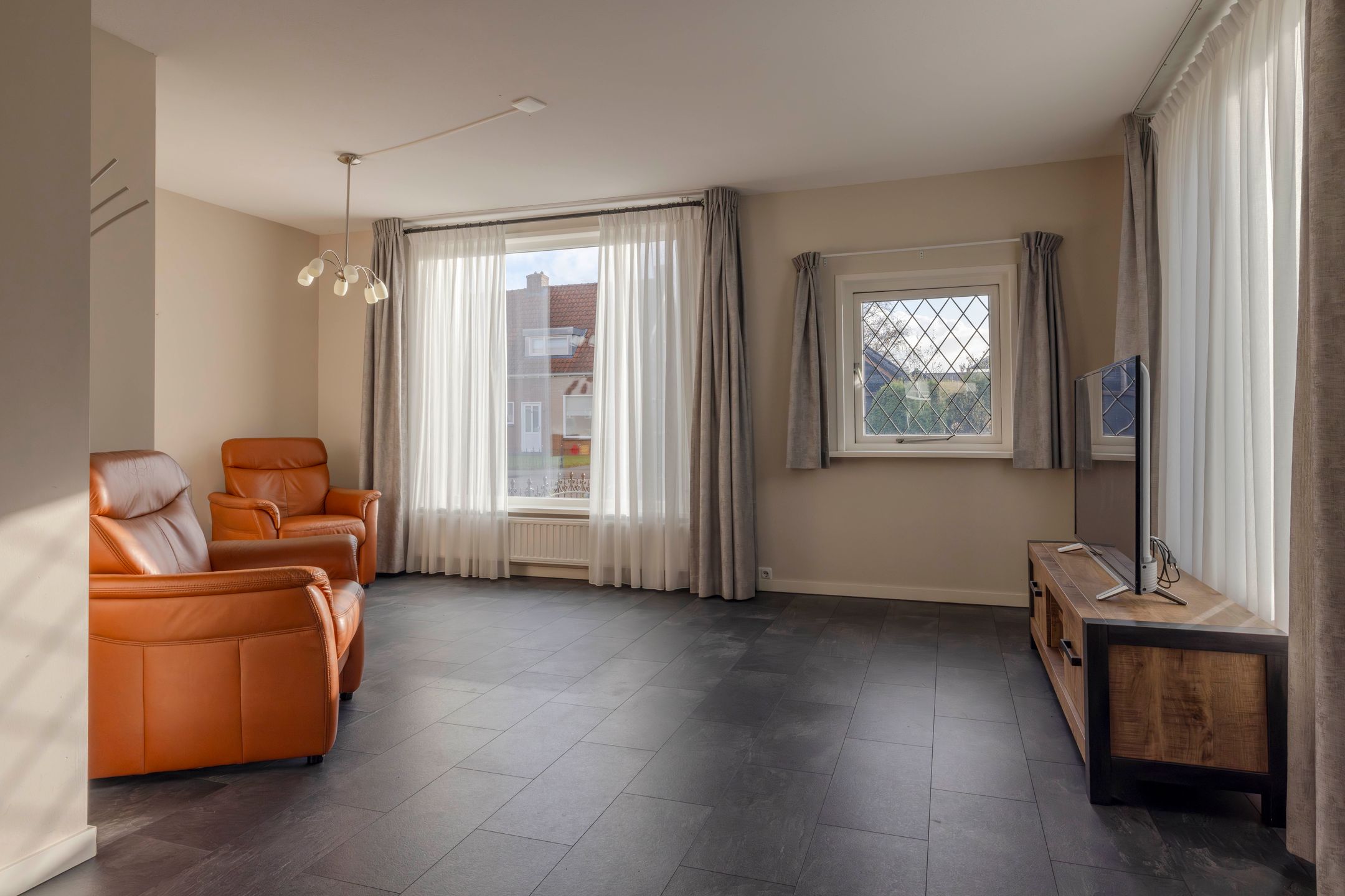 Foto 15 van Taeke Schuilengalaan 27