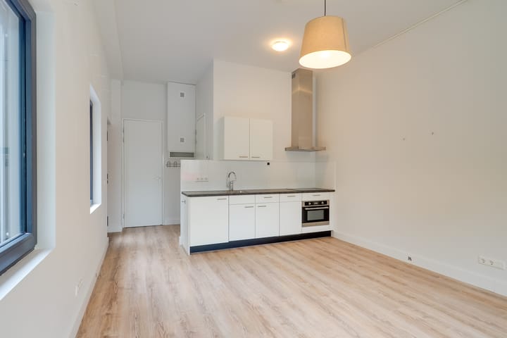 Foto 2 van Kanaalweg 95-5