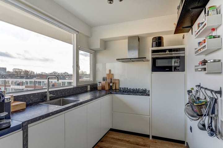 Photo 32 of Heinsiusstraat 32