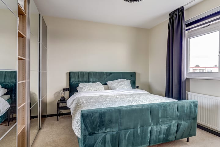 Photo 37 of Heinsiusstraat 32