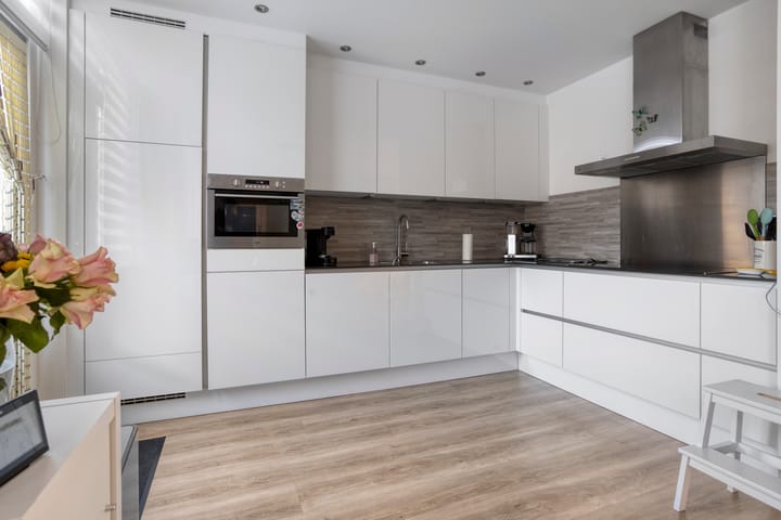 Photo 14 of Celsiusstraat 4