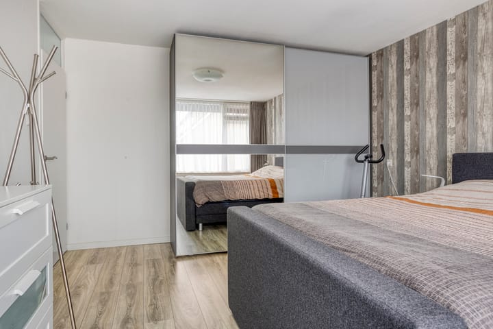 Photo 23 of Celsiusstraat 4