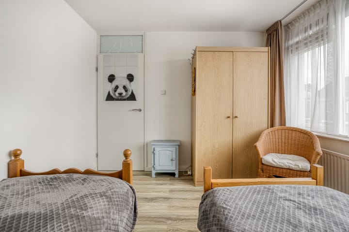 Photo 27 of Celsiusstraat 4