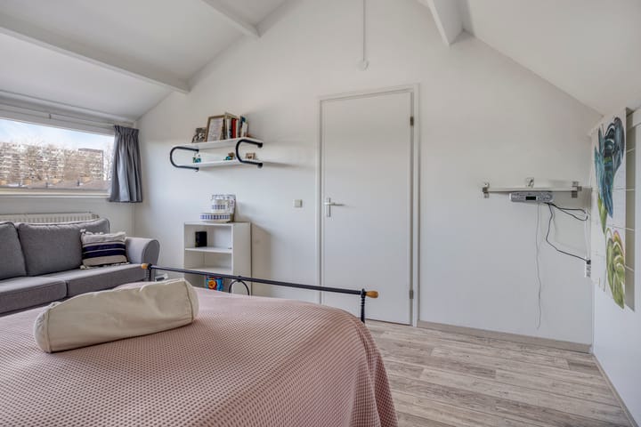 Photo 32 of Celsiusstraat 4