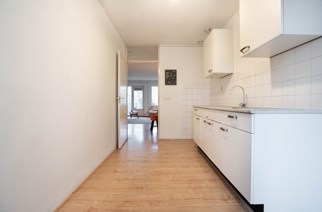 Photo 11 of Surinameplein 69