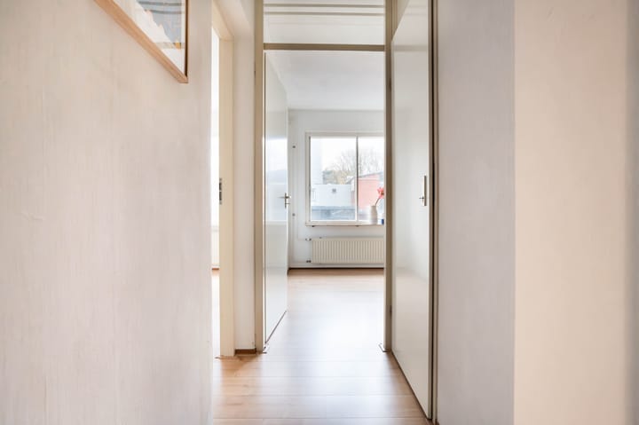 Foto 12 van Surinameplein 69