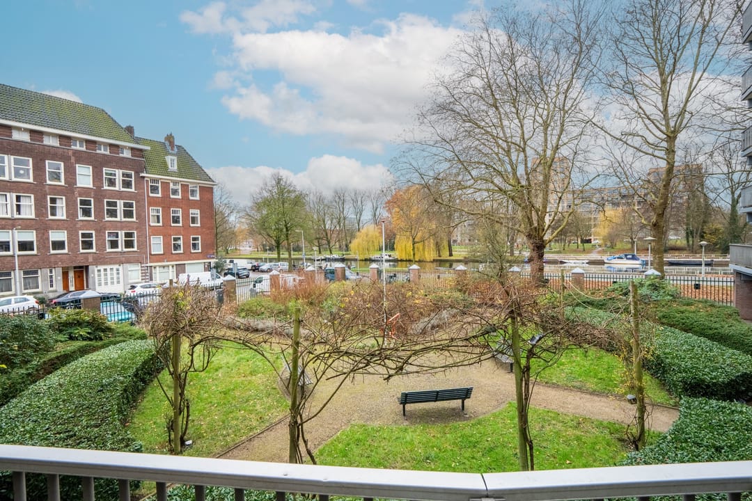 Photo 23 of Surinameplein 69