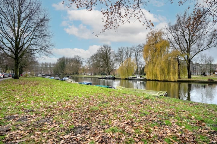 Foto 24 van Surinameplein 69