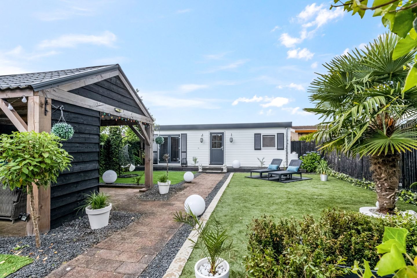 Photo 4 of Rijnbandijk 111-51