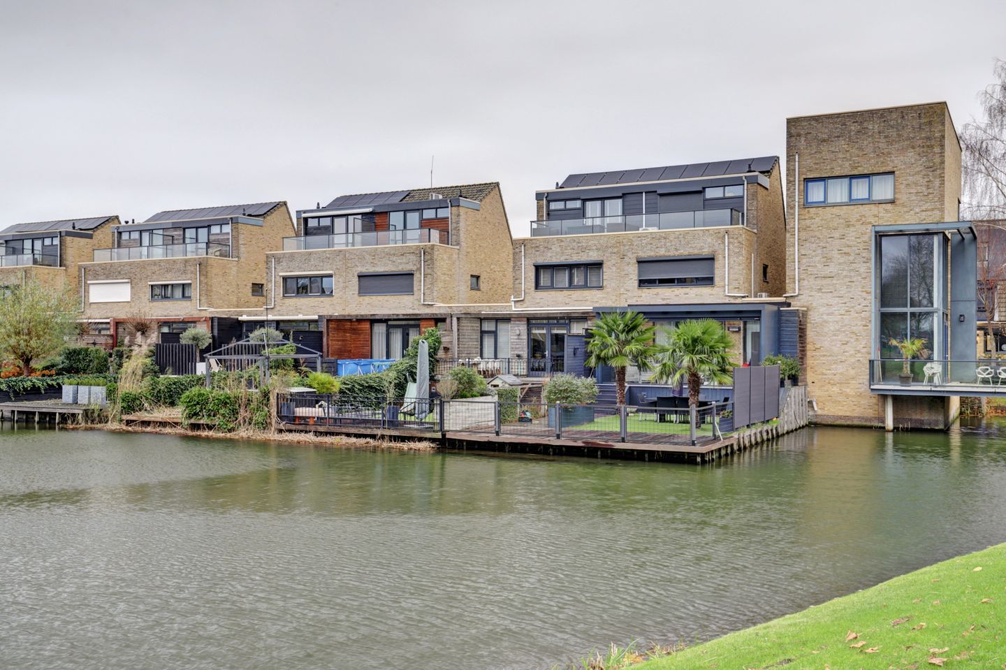 Foto 1 van Struisgras 5