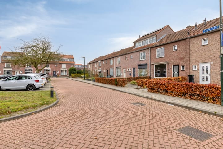 Foto 6 van Klaverplein 20