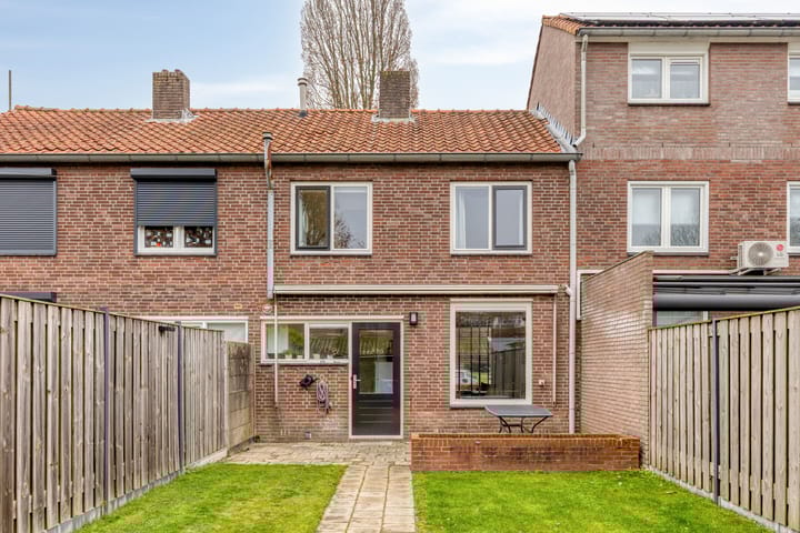 Foto 21 van Klaverplein 20