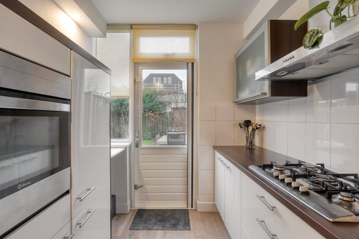 Photo 10 of Joseph Knipstraat 25