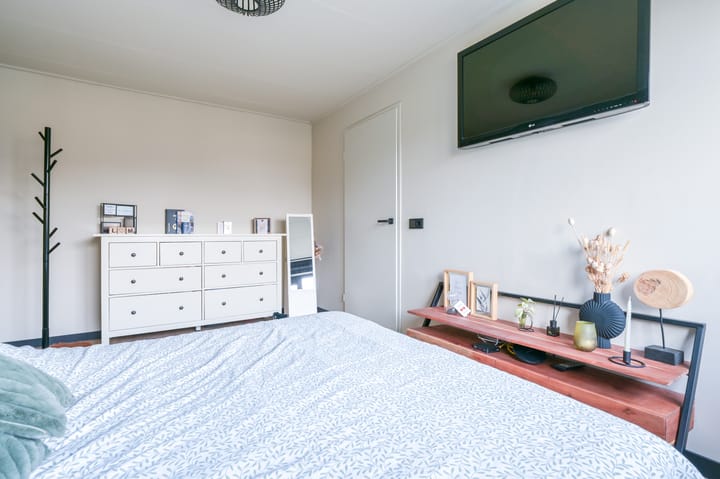 Photo 17 of van Oldenbarneveltstraat 156