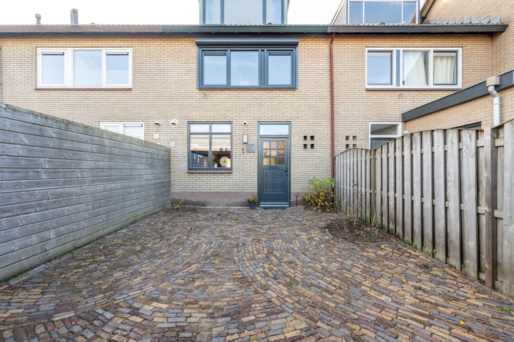 Photo 35 of van Oldenbarneveltstraat 156