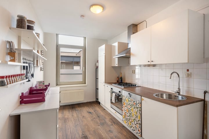 Foto 16 van Buitenhofstraat 68