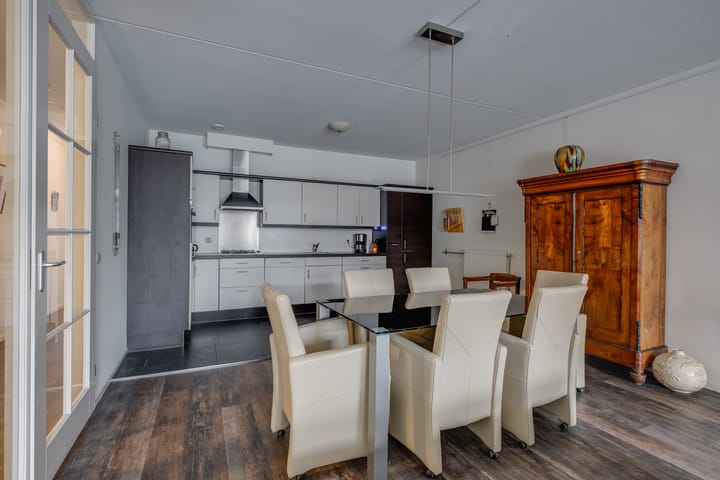 Photo 7 of Oosterbleek 50-B