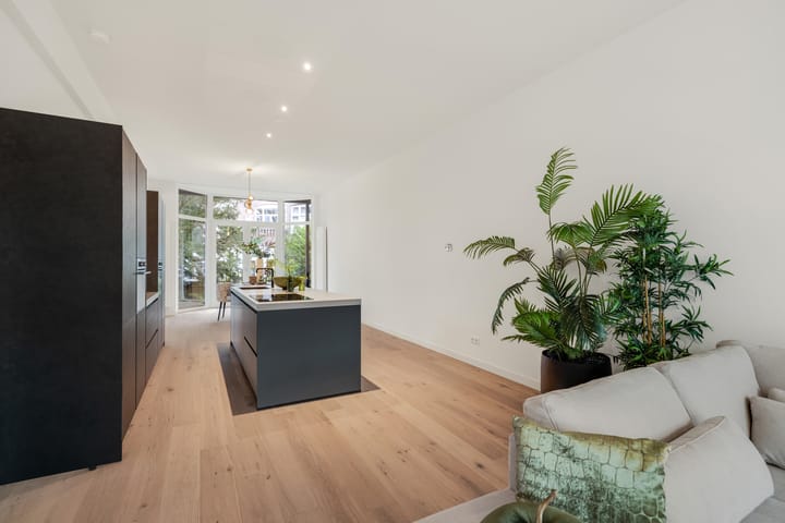 Foto 14 van Heemraadssingel 82-A