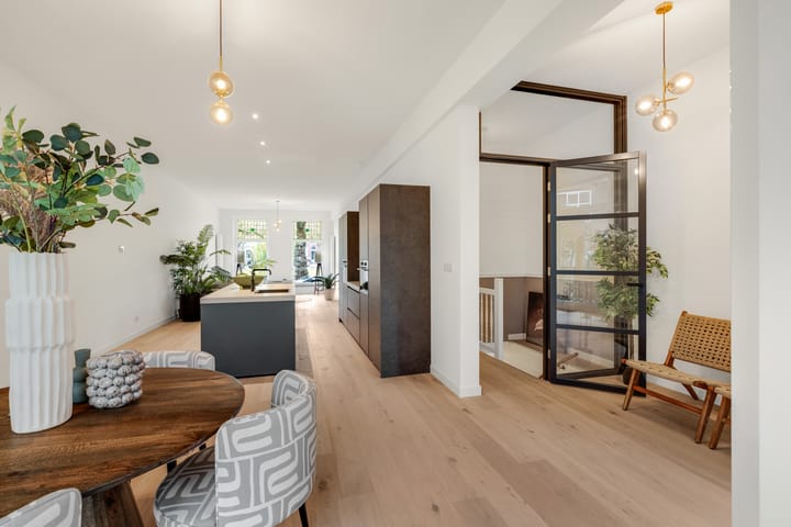 Foto 18 van Heemraadssingel 82-A