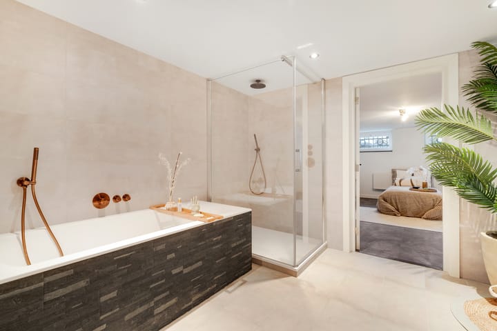 Foto 45 van Heemraadssingel 82-A