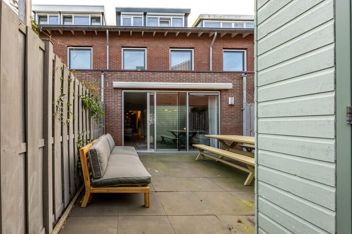 Photo 21 of Geusevesperstraat 17