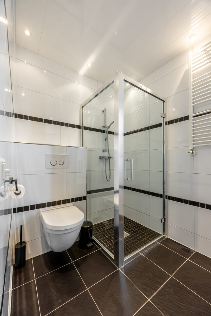 Photo 28 of Geusevesperstraat 17