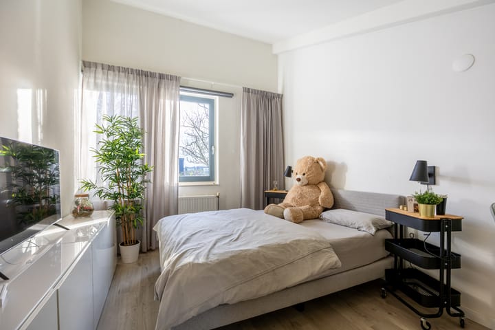 Photo 32 of Geusevesperstraat 17