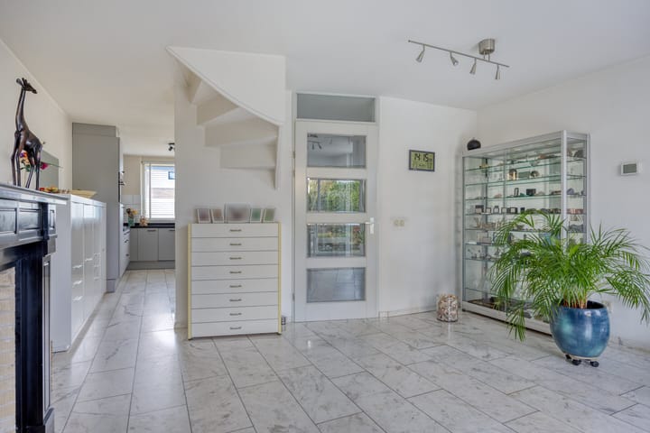 Foto 17 van F.J. Ebbensstraat 86