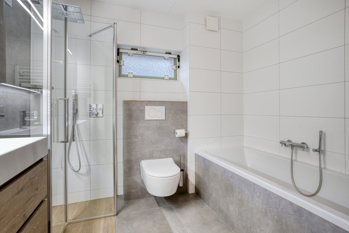 Foto 25 van Waterbies 9