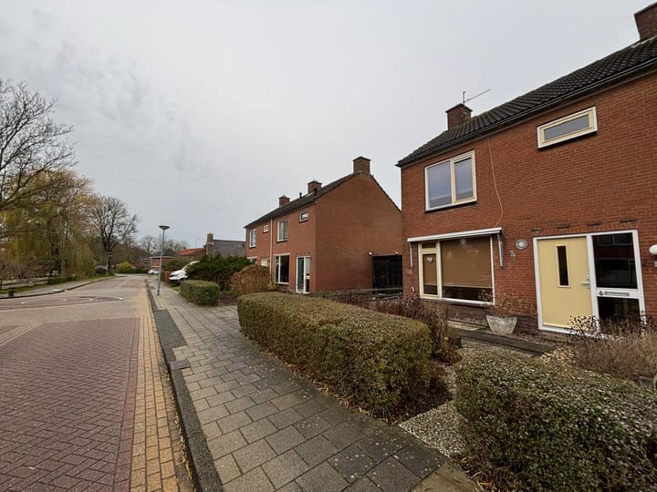 Photo 4 of Torenstraat 11