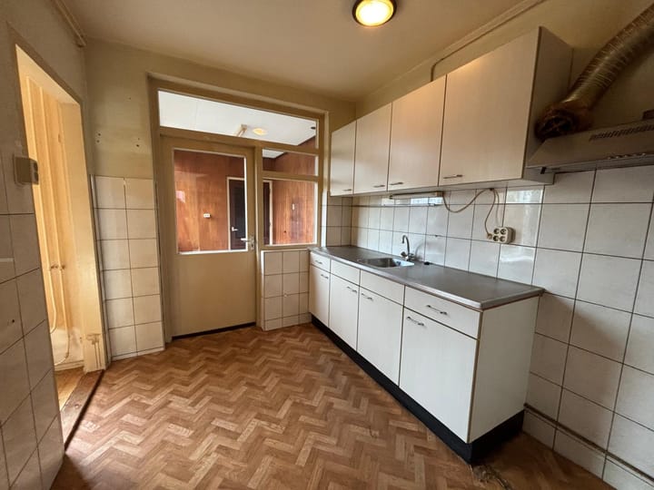 Photo 9 of Torenstraat 11