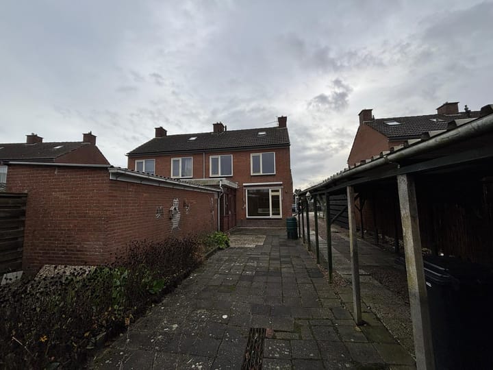 Photo 19 of Torenstraat 11