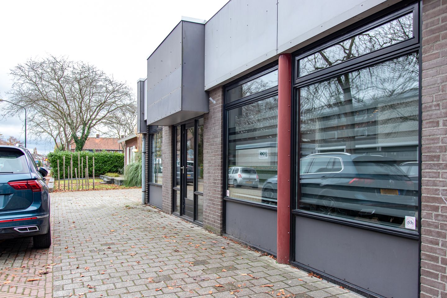 View photo 4 of Emmastraat 4