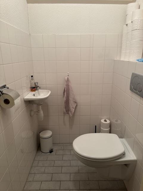 Photo 9 of Thomas a Kempisstraat 31-B