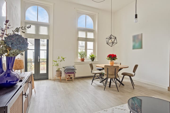 Foto 2 van Orthen 159