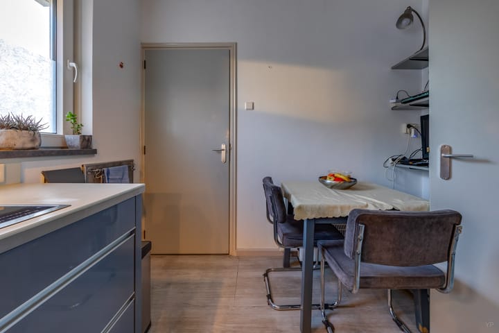 Foto 17 van Bilderdijklaan 10