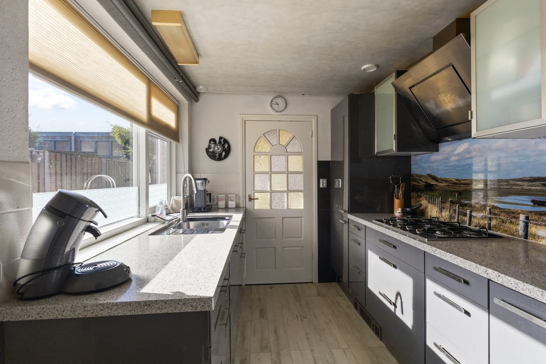 Foto 2 van Van Limburg Stirumstraat 18