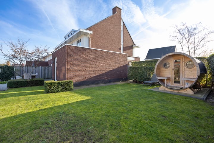 Foto 41 van Adagiostraat 2