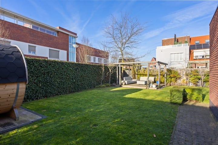 Foto 43 van Adagiostraat 2